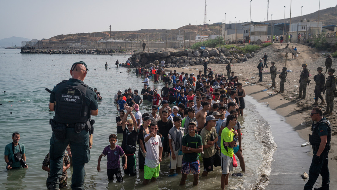 El Gobierno de Sánchez abrió los expedientes de Ceuta y solo ahondó la crisis