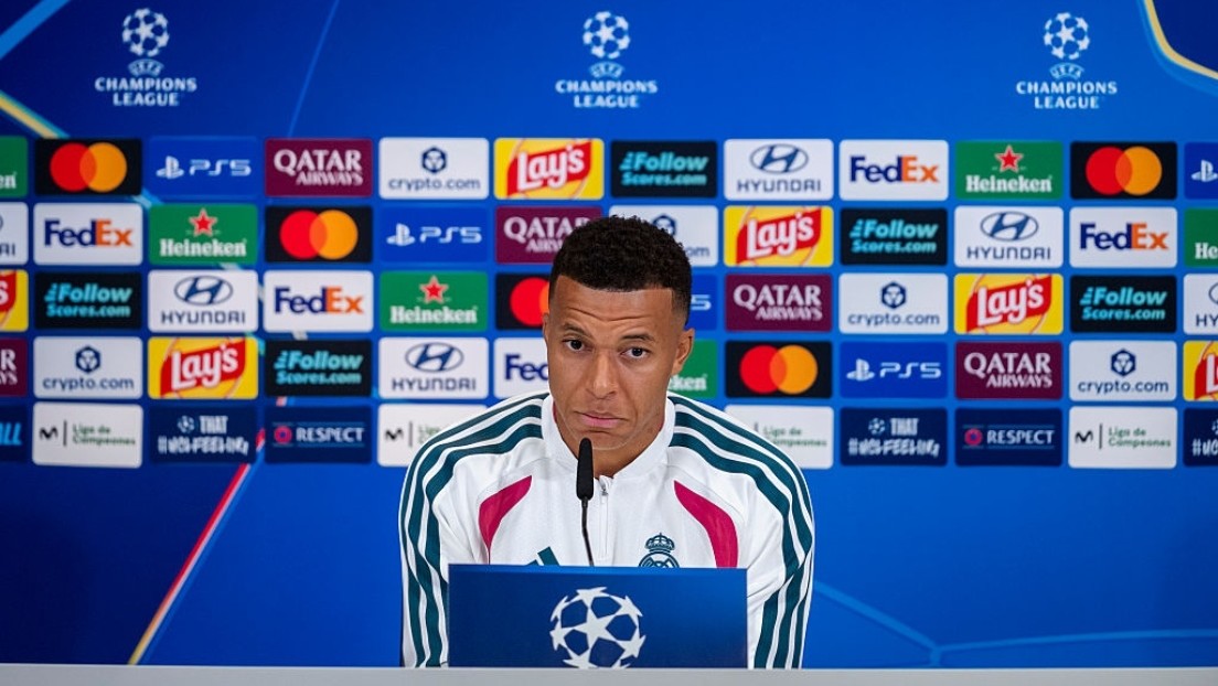 Mbappé rompe el silencio sobre los memes que lo ponen como dictador