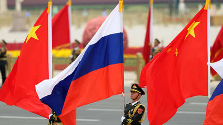 Putin destaca el carácter "sin precedentes" de las relaciones con China