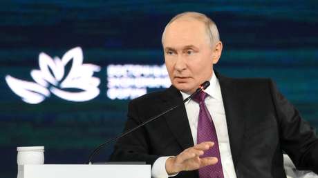Putin: "Rusia y Ucrania mantienen contactos a nivel de servicios especiales"