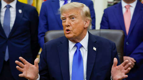 Trump carga contra políticos canadienses y vaticina el colapso de su economía