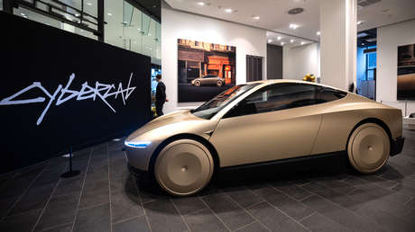 Adiós al volante y pedales: Tesla presenta el Cybercab, su robotaxi sin conductor (VIDEO)