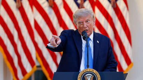 Trump lanza amenaza a países que tienen superávit con EE.UU.