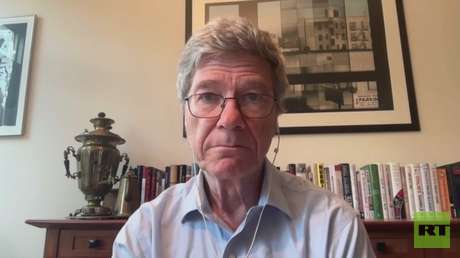 Jeffrey Sachs a RT: "El régimen de Kiev es corrupto y fracasa en el campo de batalla"