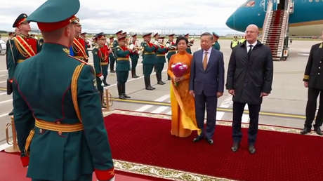VIDEO: El presidente de Vietnam llega a Rusia en visita de Estado
