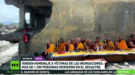 Rinden homenaje a las más de 1.350 víctimas de las inundaciones en Nepal