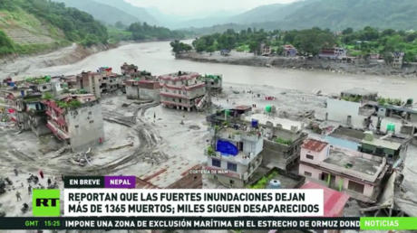 Fuertes inundaciones en Nepal dejan más de 1365 muertos, mientras miles siguen desaparecidos