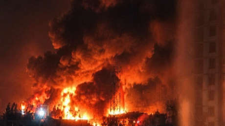 IMÁGENES: POTENTE incendio cerca de Kiev