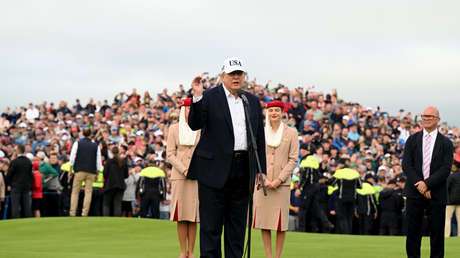 VIDEO: Multitud enloquece tras anuncio de Trump de suspender aranceles al whisky irlandés