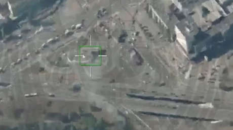 VIDEO: Drones rusos calcinan en Kiev gasolinera al servicio del Ejército ucraniano