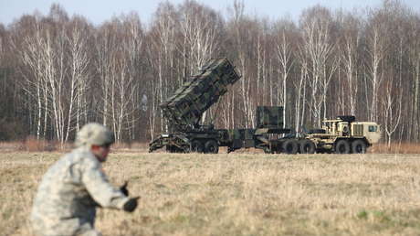 Trump presume producción récord de sistemas Patriot y Tomahawk