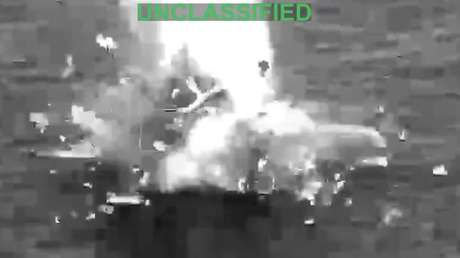 VIDEO: EE.UU. intercepta y hace explotar una embarcación en el Pacifico