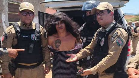 VIDEO: Atrapan vestido de mujer a un sanguinario asesino con más de 80 víctimas