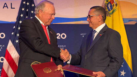 Venezuela firma memorando con petrolera estadounidense