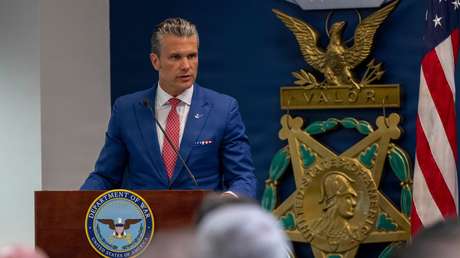 "Secretario de la testosterona, te estoy esperando": Expreso de Guantánamo reta a Hegseth a una pelea de celda