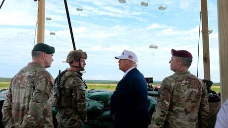 ¿Por qué Trump está desviando millones de dólares en ayuda militar hacia América Latina?
