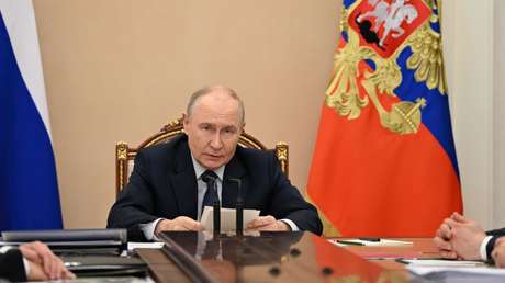 Putin: "La OTAN se está inflando y expandiendo a otras regiones del mundo"