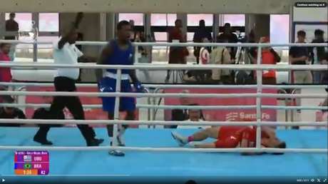 VIDEO: Feroz nocaut manda al hospital a un boxeador uruguayo en los Juegos Suramericanos