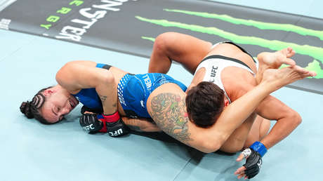 VIDEO: Con una espectacular llave de brazo estrella femenina de la UFC acaba con su rival