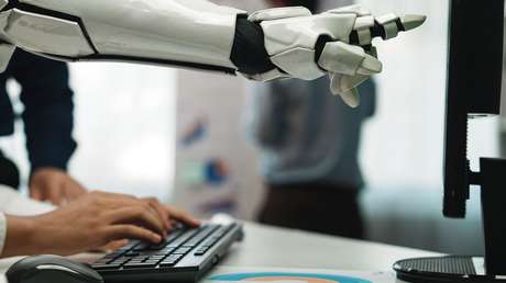 España propone un "contrato social" ante el impacto de la IA en el empleo