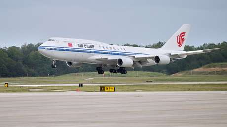 Xi Jinping llega a EE.UU. para su reunión con Trump (VIDEO)
