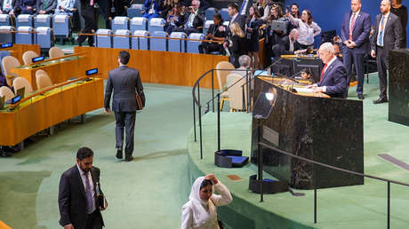 La delegación iraní no estaba en el discurso de Netanyahu en la ONU, y colocó esto en su lugar (FOTO)