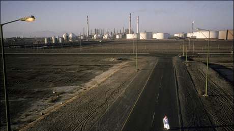 Francia desplegará tropas, radares y sistemas de defensa para proteger terminal petrolera saudí