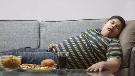 Ver mal y verse mal: revelan un efecto inesperado de las dietas altas en grasa