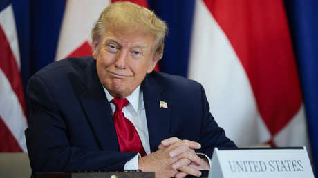 "¿Por qué se les debería permitir acceder a un lugar tan sagrado?": Trump defiende su veto a los medios
