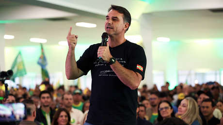 Bolsonaro acusa a Lula de oportunismo y "fraude electoral" por prohibición de apuestas en línea