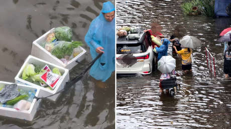 Mientras Bangkok se hunde, un vendedor saca a flote su negocio… literalmente (VIDEO)