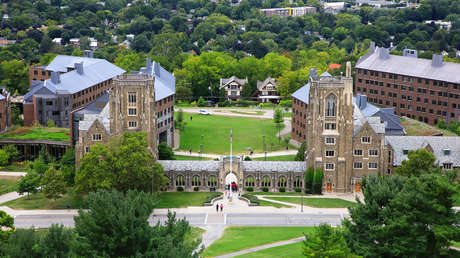 Exestudiante acusa a siete miembros de una fraternidad por drogarla y violarla durante varias horas