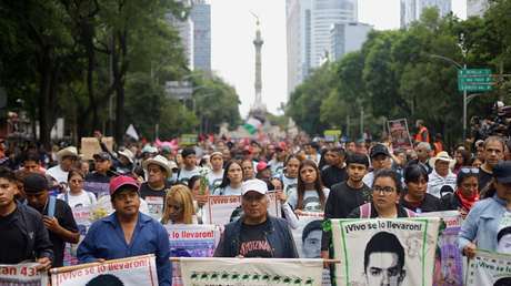 Avances del caso Ayotzinapa apuntan a "una red criminal" en funerarias de México