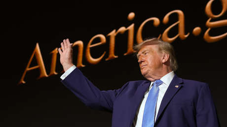 "Jamás frenaré el crecimiento de la tecnología": Trump descarta limitar el desarrollo de la IA