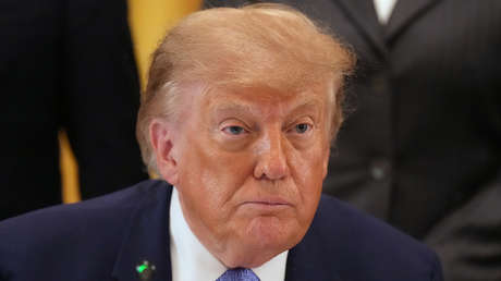 Trump firmará una orden para cambiar el nombre de la IA por "superinteligencia"