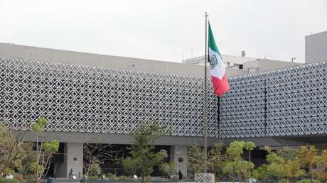 Senado de México aprueba reforma para prohibir doble nacionalidad en candidaturas a la Presidencia