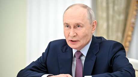 Putin: "Rusia no puede andar por el mundo mendigando limosnas, como lo hacen algunos"