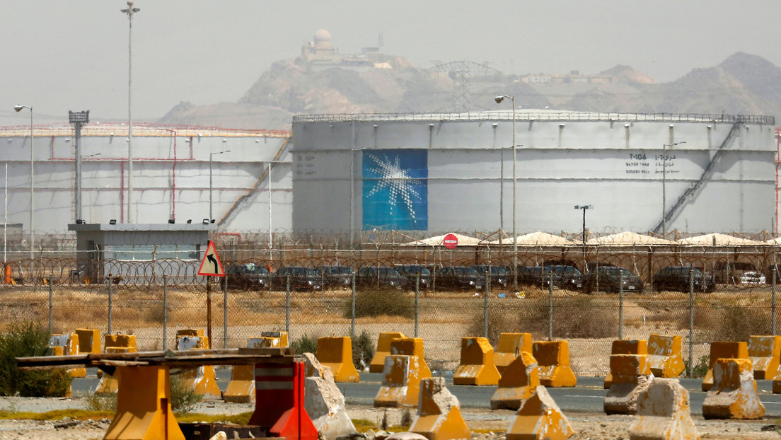Los hutíes atacan instalaciones del gigante petrolero saudita
