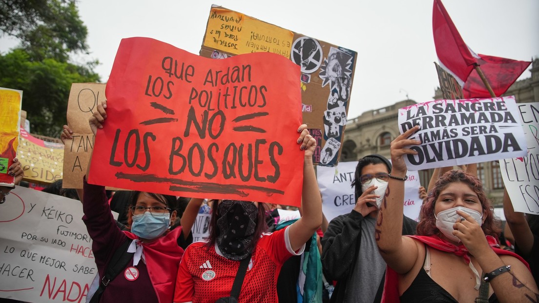 La generación Z llena las calles de una capital latinoamericana: ¿qué demanda?