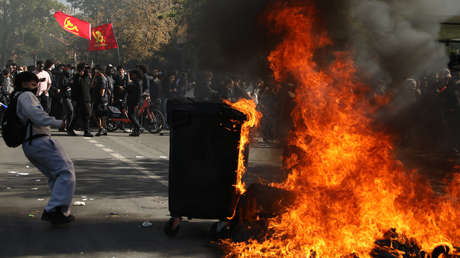 Estudiantes incendian Francia: ¿Qué hay detrás?