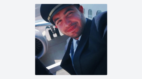 Copiloto de Flydubai atacó a compañero con un hacha y trató de estrellar el avión