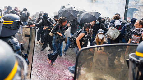 Francia en crisis: protestas estudiantiles se extienden sin control, MINUTO A MINUTO