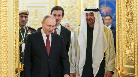 Putin mantiene una conversación telefónica con el presidente de Emiratos Árabes Unidos: ¿de qué hablaron?