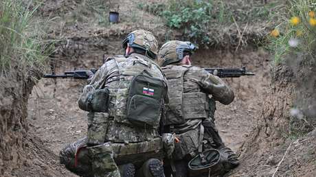 Superando trincheras y campos minados: militares rusos cuentan cómo liberaron ciudad clave de Donbass