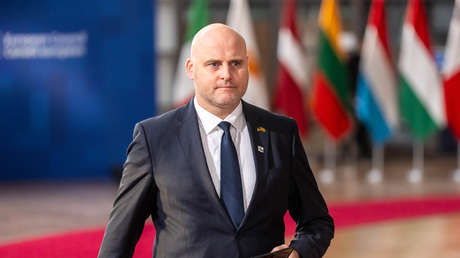 "Por los cruasanes y café": la inesperada explicación de un mandatario europeo sobre la ayuda a Kiev
