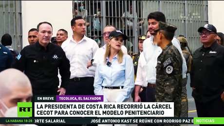 Presidenta de Costa Rica recorrió la megacárcel Cecot para conocer el modelo penitenciario