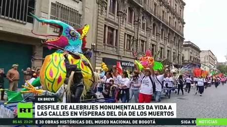 Desfile de los Alebrijes Monumentales da vida a las calles en víspera del día de los muertos en México