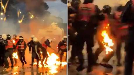 VIDEO: Manifestantes prenden fuego a un policía en Albania en medio de violentas protestas