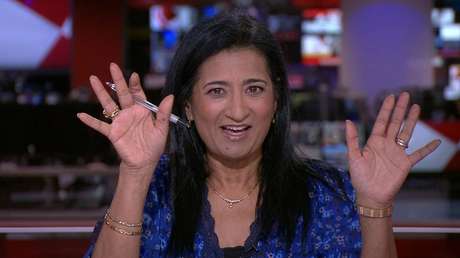 "Todavía estamos al aire": el bochornoso momento de presentadora de BBC se viraliza en la red