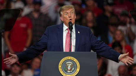 Trump admite que EE.UU. podría "marcharse" de Europa